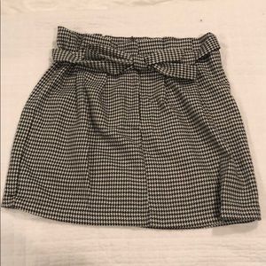 Houndstooth mini skirt with matching bow belt